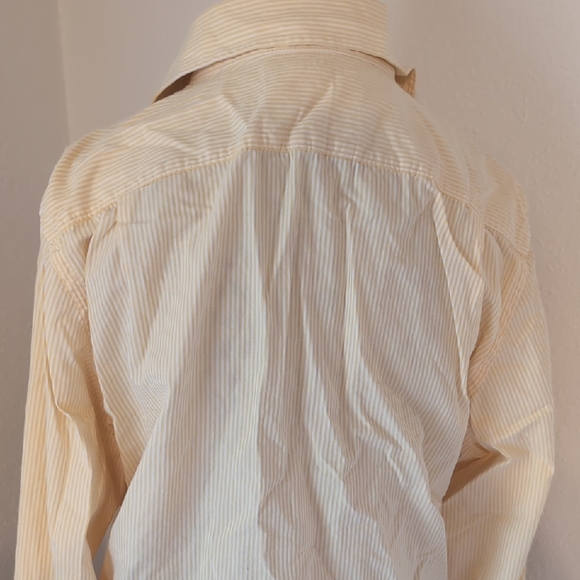 Hollister Cream Casual Button Down Shirt - Picture 5 of 5